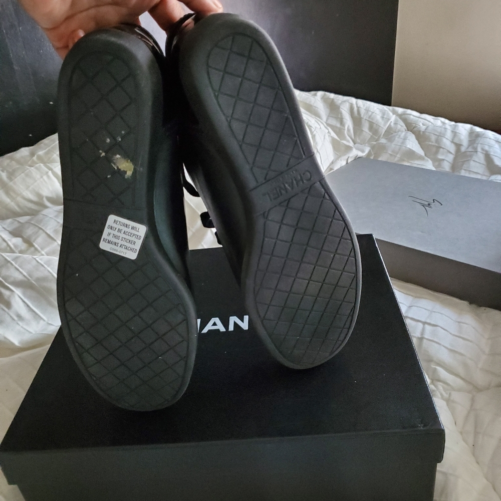 Chanel sneaker - Picture 4 of 5